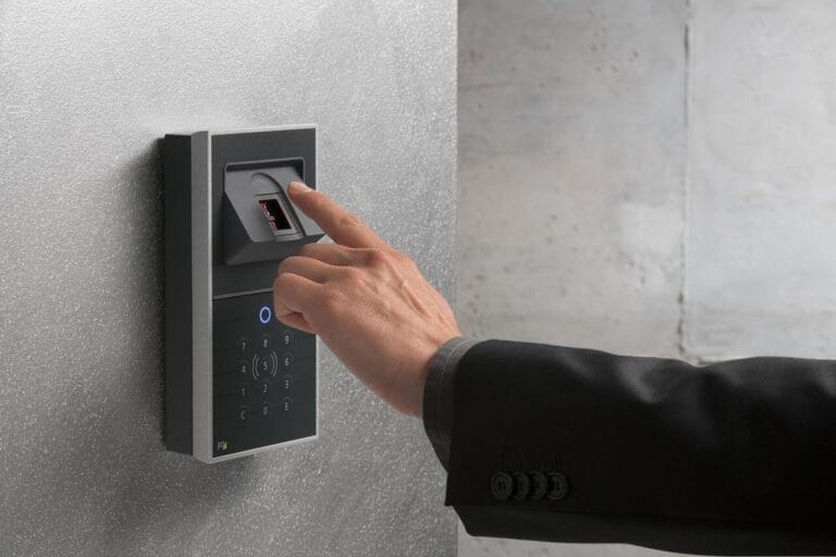 Fingerprint scan for the Paraguayan cédula